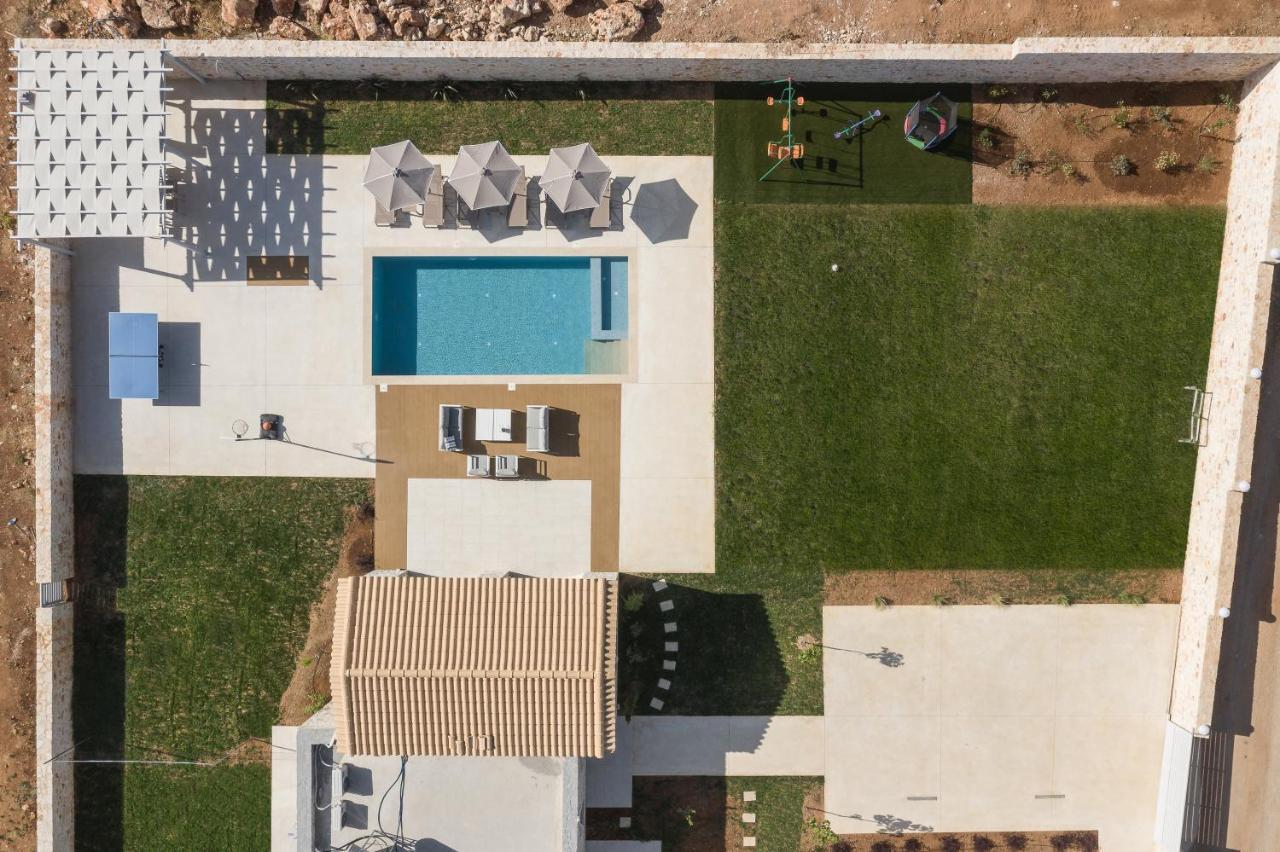 Evaero Villas I, Ii, Iii, IV - An Ever-So Inviting Escape, By Thinkvilla Сфакакі Екстер'єр фото